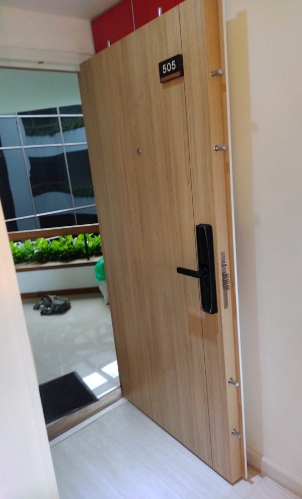 Fabricante puertas de seguridad jr en Bogota